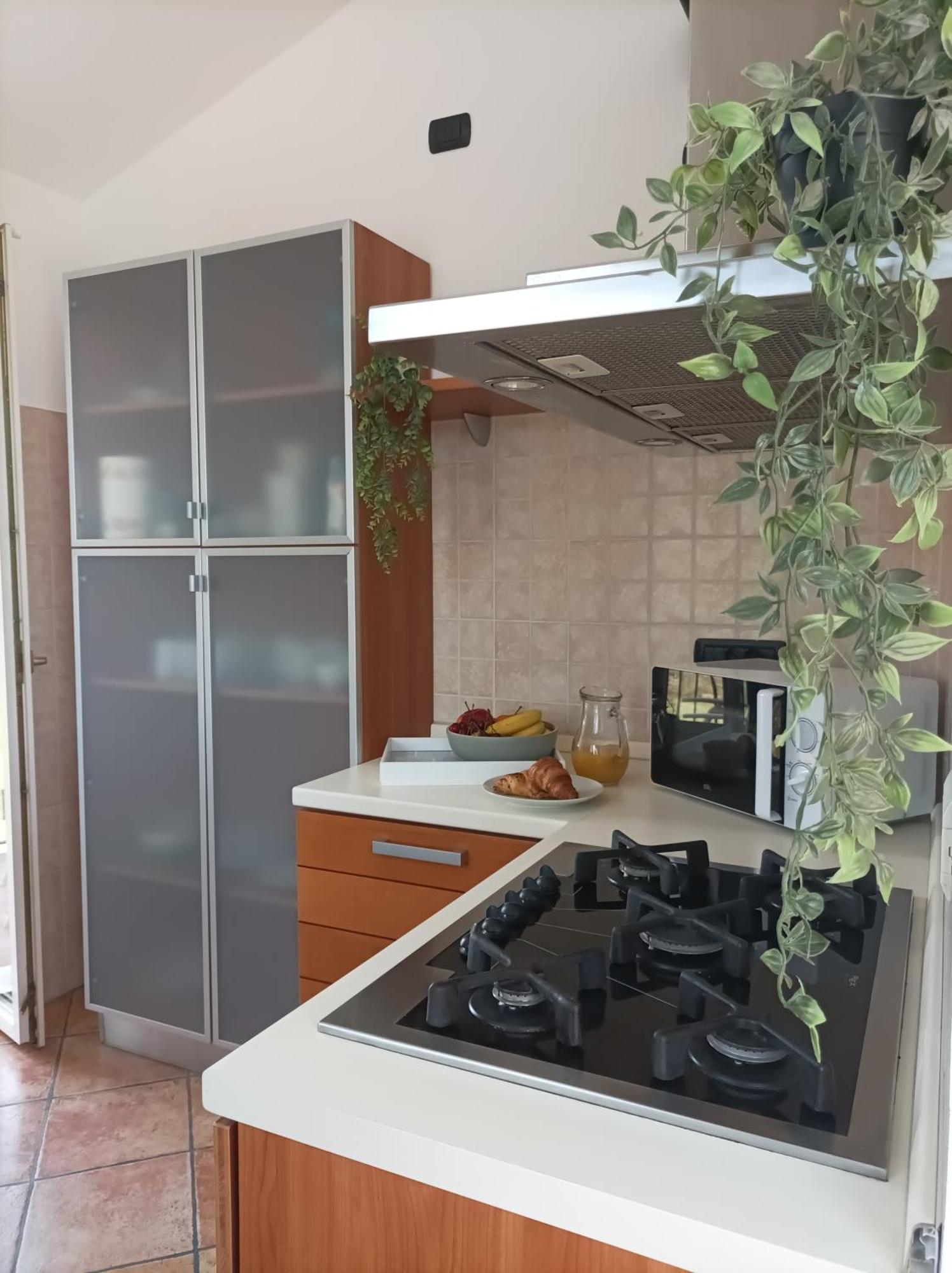 Quick Home Garden Apt Alice Castello Luaran gambar